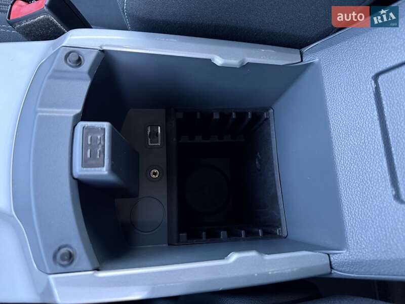 Минивэн Ford Grand C-Max 2011 в Стрые фото 128 Минивэн Ford Grand C-Max 2011 в Стрые