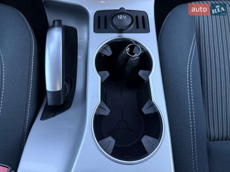 Минивэн Ford Grand C-Max 2011 в Стрые фото 133 Минивэн Ford Grand C-Max 2011 в Стрые