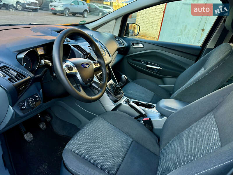 Минивэн Ford Grand C-Max 2011 в Ровно
