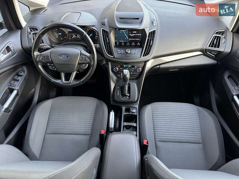 Минивэн Ford Grand C-Max 2017 в Луцке
