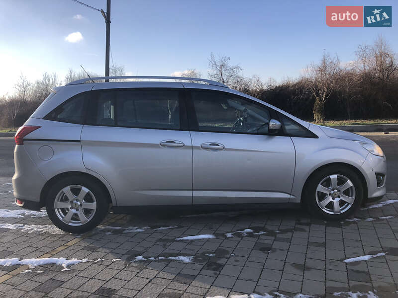 Минивэн Ford Grand C-Max 2010 в Мукачево
