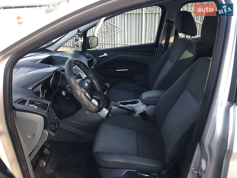 Минивэн Ford Grand C-Max 2010 в Мукачево