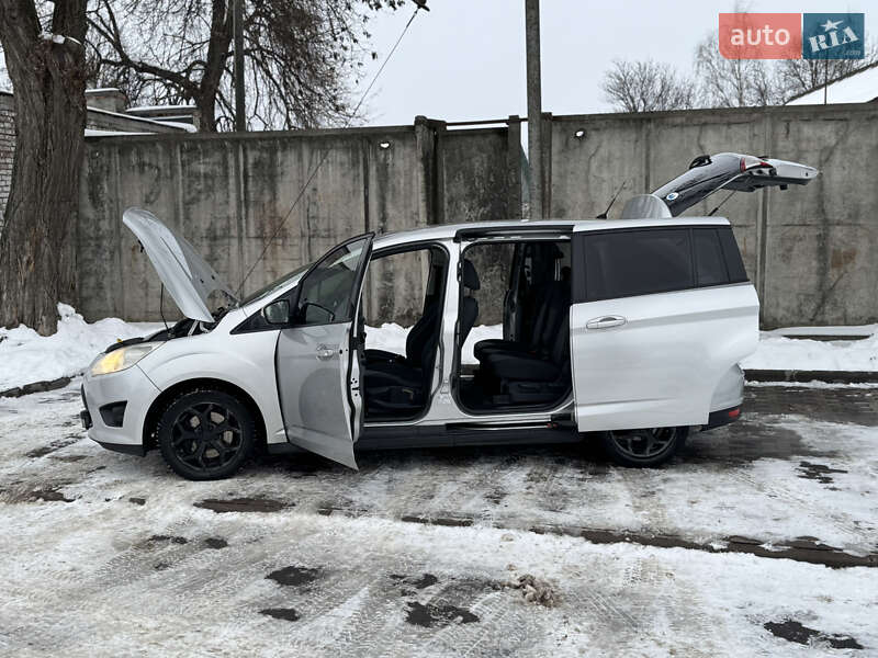 Минивэн Ford Grand C-Max 2012 в Лубнах