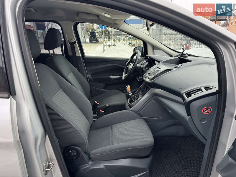 Минивэн Ford Grand C-Max 2012 в Лубнах