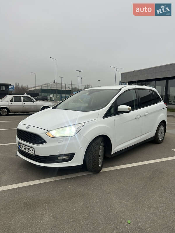 Минивэн Ford Grand C-Max 2017 в Киеве