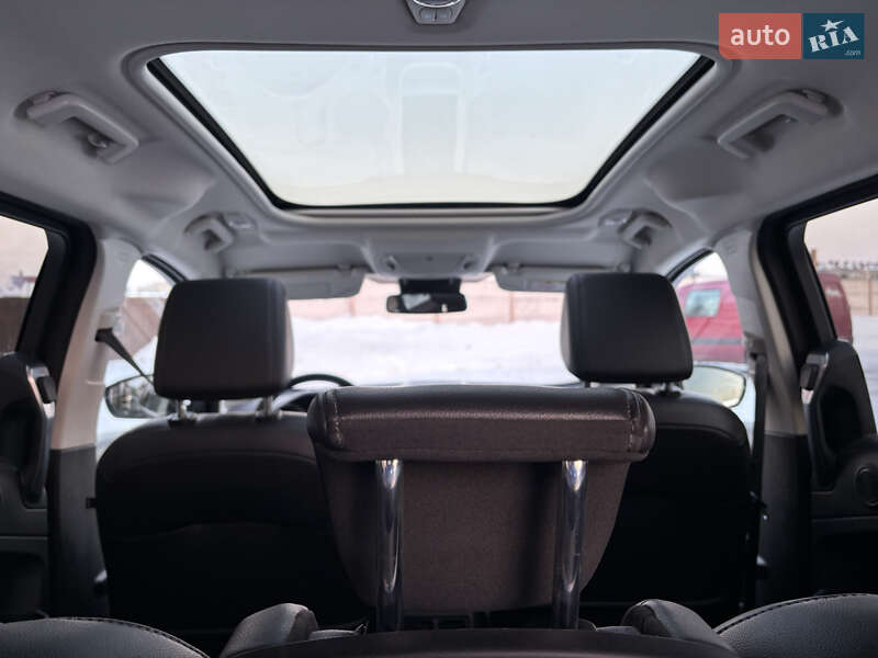 Минивэн Ford Grand C-Max 2018 в Стрые фото 16 Минивэн Ford Grand C-Max 2018 в Стрые