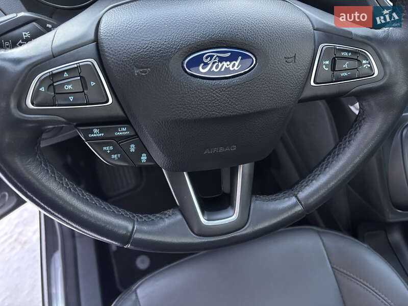 Минивэн Ford Grand C-Max 2018 в Стрые фото 32 Минивэн Ford Grand C-Max 2018 в Стрые