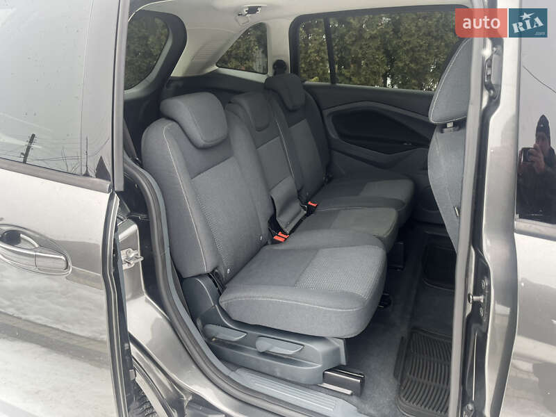 Минивэн Ford Grand C-Max 2015 в Стрые