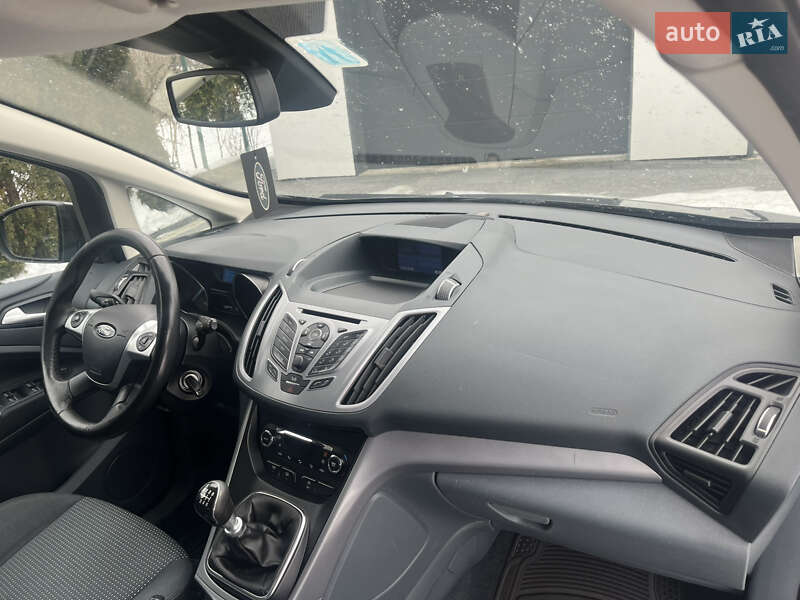 Минивэн Ford Grand C-Max 2015 в Стрые