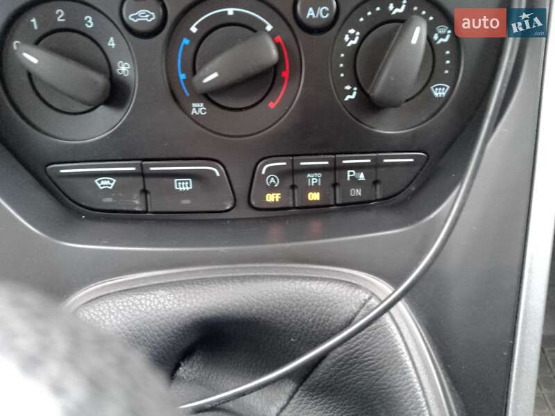 Мінівен Ford Grand C-Max 2013 в Львові