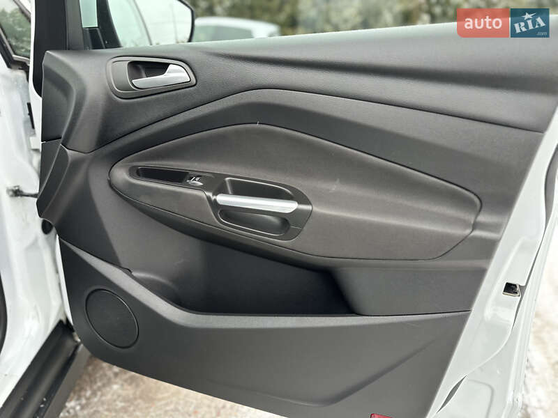 Минивэн Ford Grand C-Max 2017 в Дрогобыче