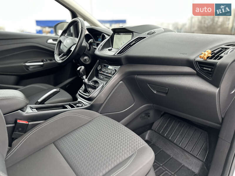 Минивэн Ford Grand C-Max 2017 в Дрогобыче