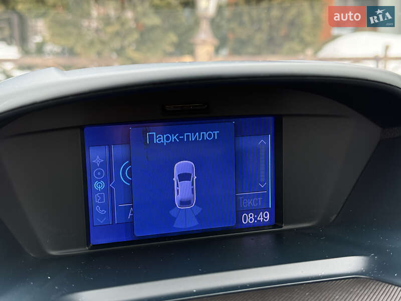 Минивэн Ford Grand C-Max 2011 в Стрые