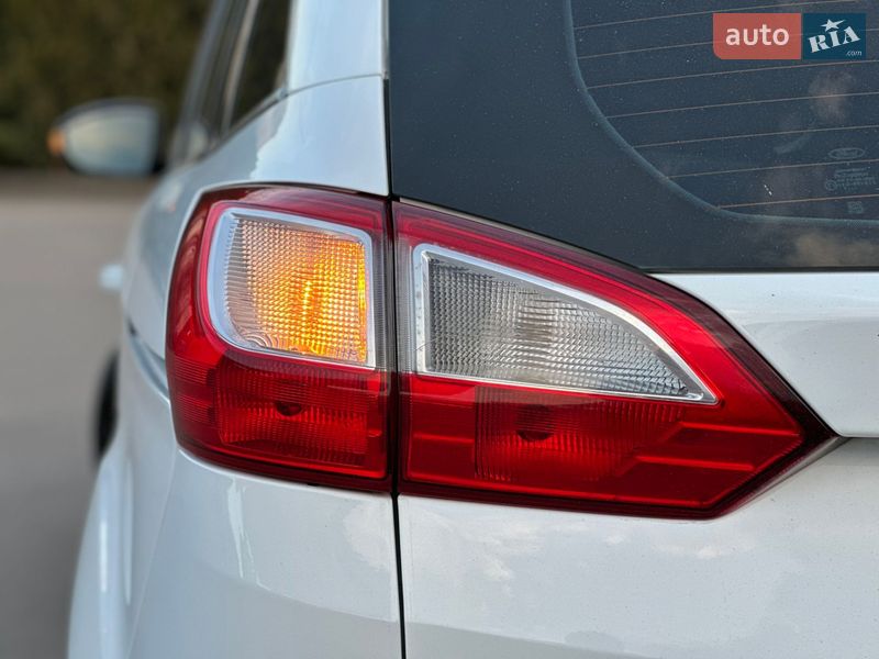 Минивэн Ford Grand C-Max 2017 в Дрогобыче