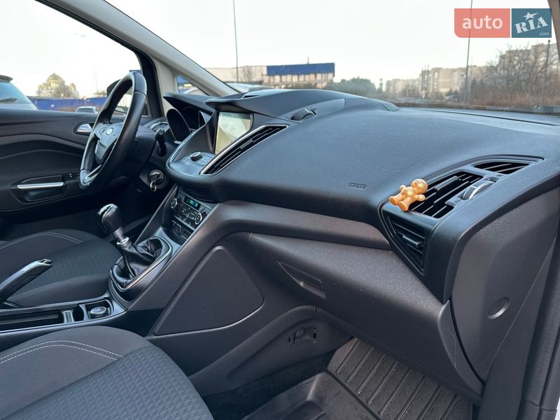 Минивэн Ford Grand C-Max 2017 в Дрогобыче