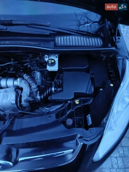 Минивэн Ford Grand C-Max 2010 в Николаеве