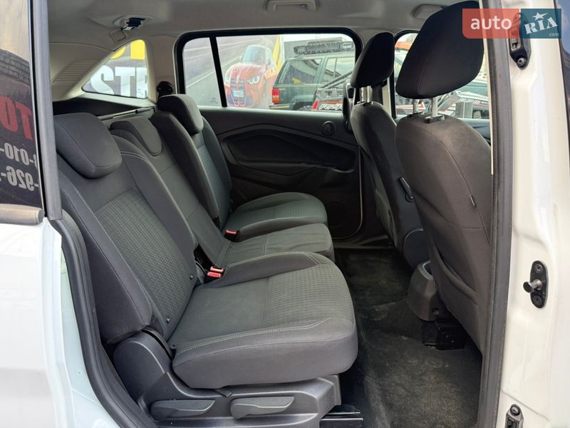 Мінівен Ford Grand C-Max 2017 в Стрию