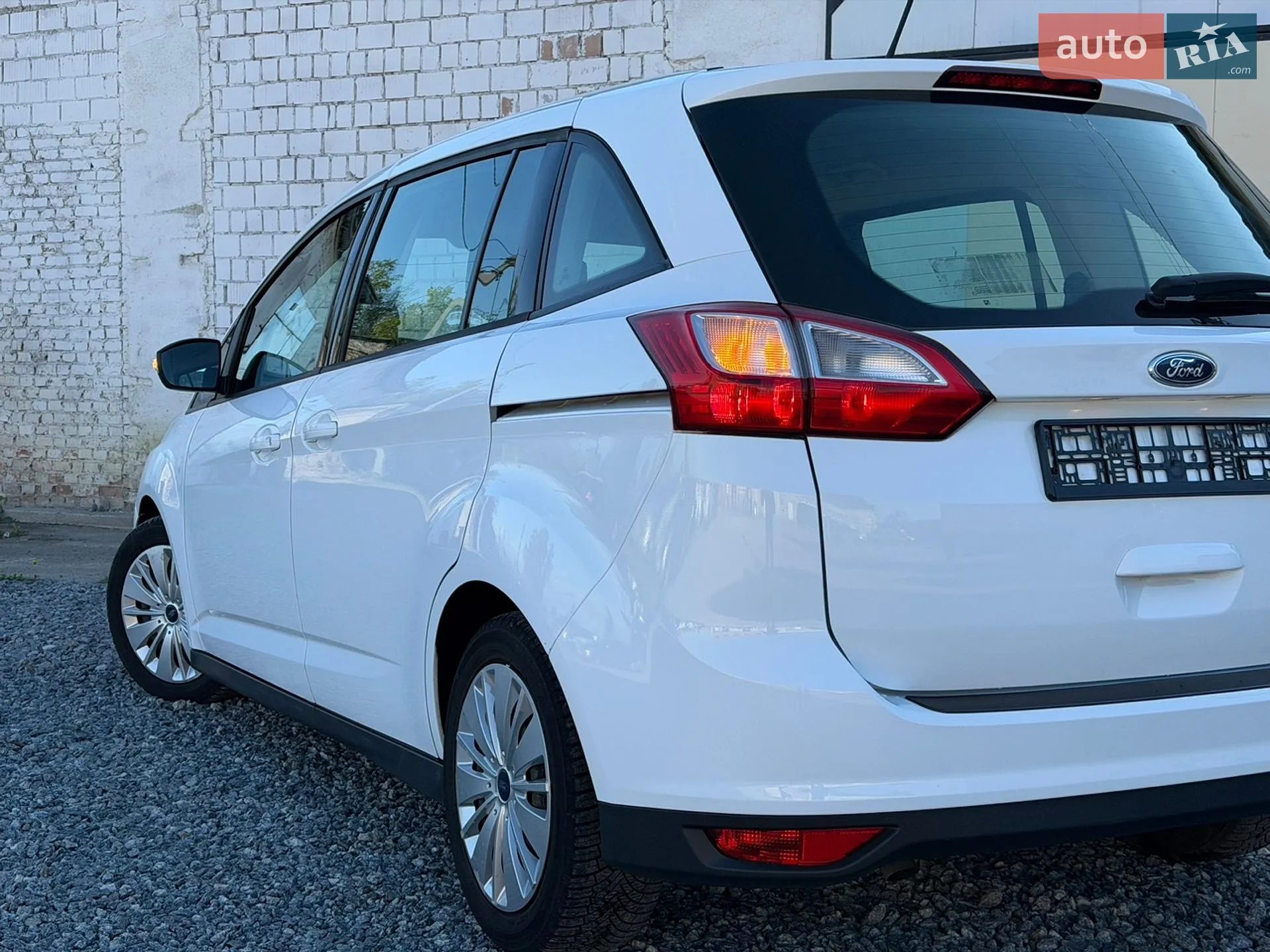 2017 Ford C-MAX - мініатюра 16
