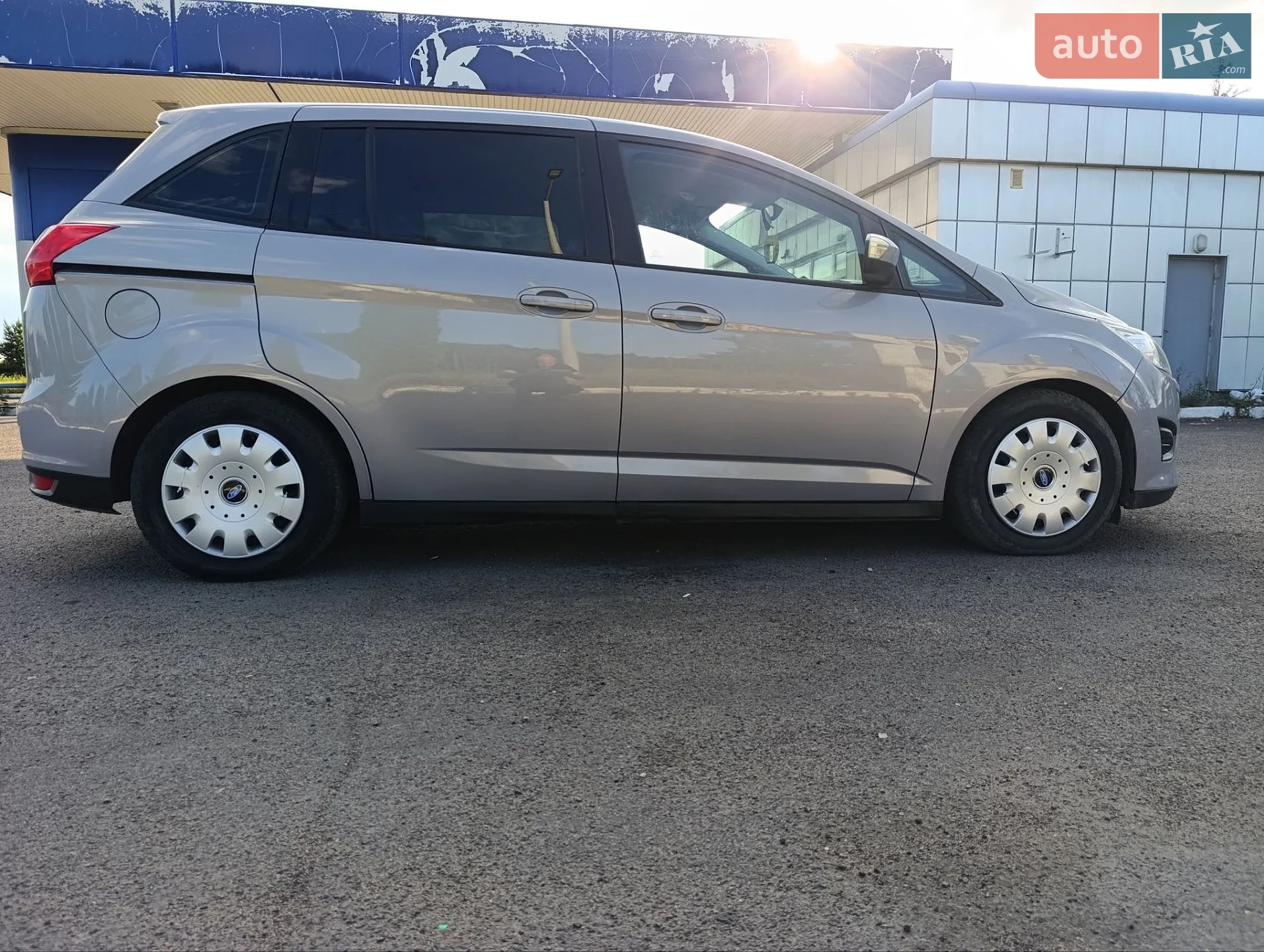 2010 Ford C-MAX - мініатюра 20