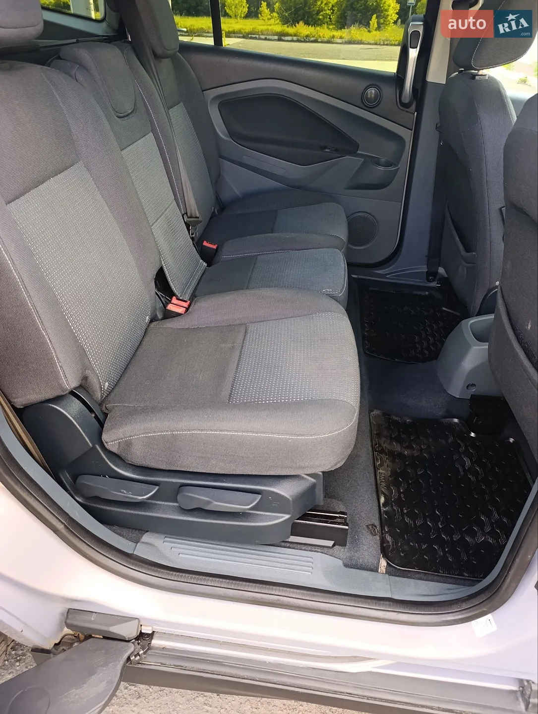 2010 Ford C-MAX - мініатюра 35