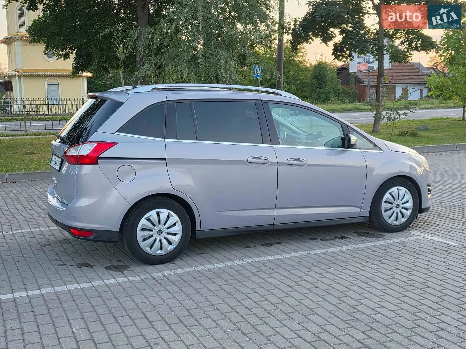 2011 Ford C-MAX - мініатюра 19