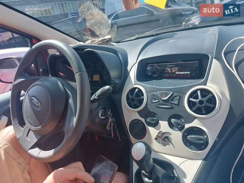 Хэтчбек Ford KA 2009 в Киеве