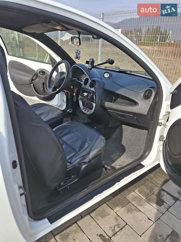 Хэтчбек Ford KA 2008 в Хусте