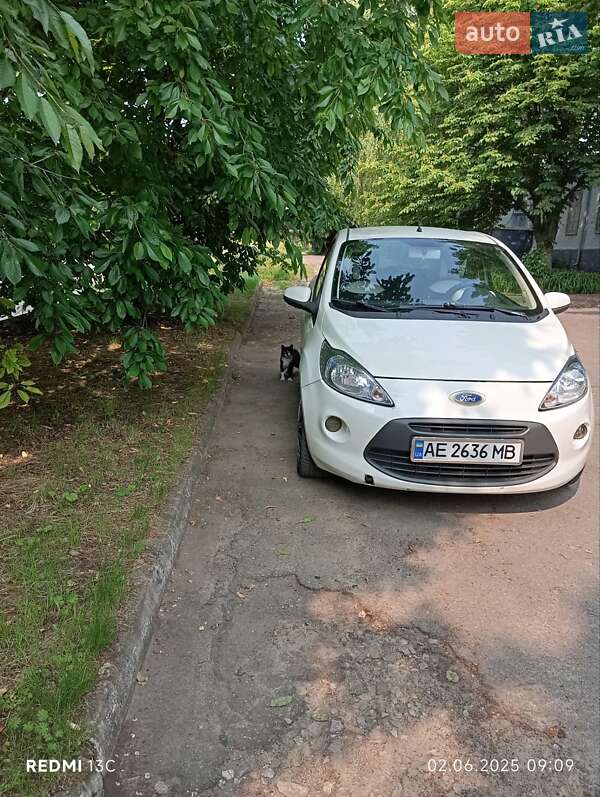 Хэтчбек Ford KA 2011 в Соленом