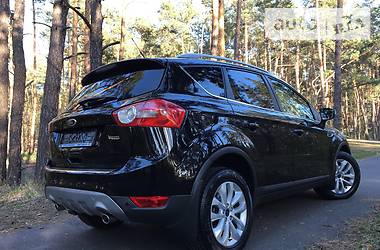 Внедорожник / Кроссовер Ford Kuga 2013 в Киеве