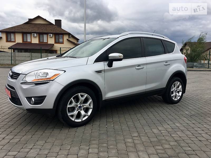 Внедорожник / Кроссовер Ford Kuga 2011 в Днепре