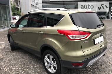 Внедорожник / Кроссовер Ford Kuga 2013 в Днепре