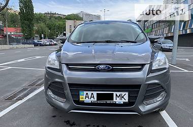 Внедорожник / Кроссовер Ford Kuga 2014 в Киеве