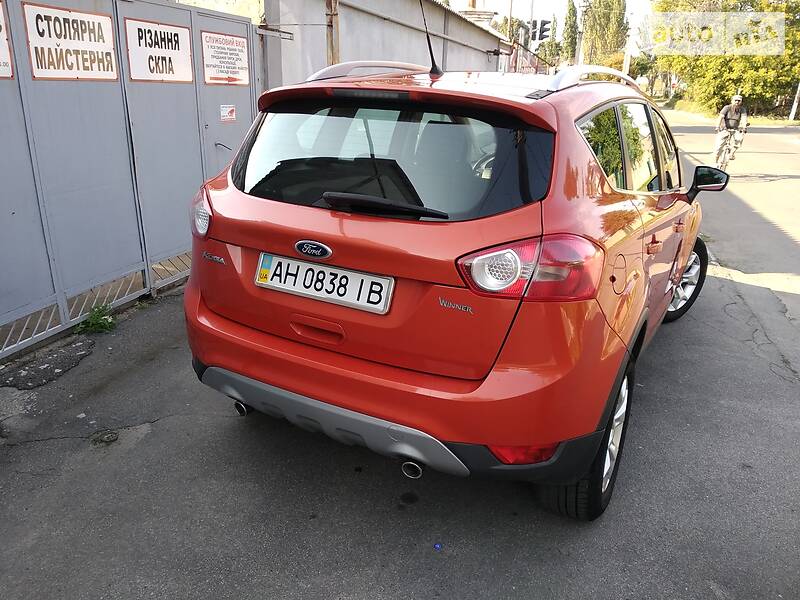 Позашляховик / Кросовер Ford Kuga 2012 в Покровську