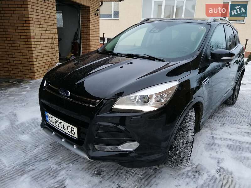 Внедорожник / Кроссовер Ford Kuga 2015 в Луцке
