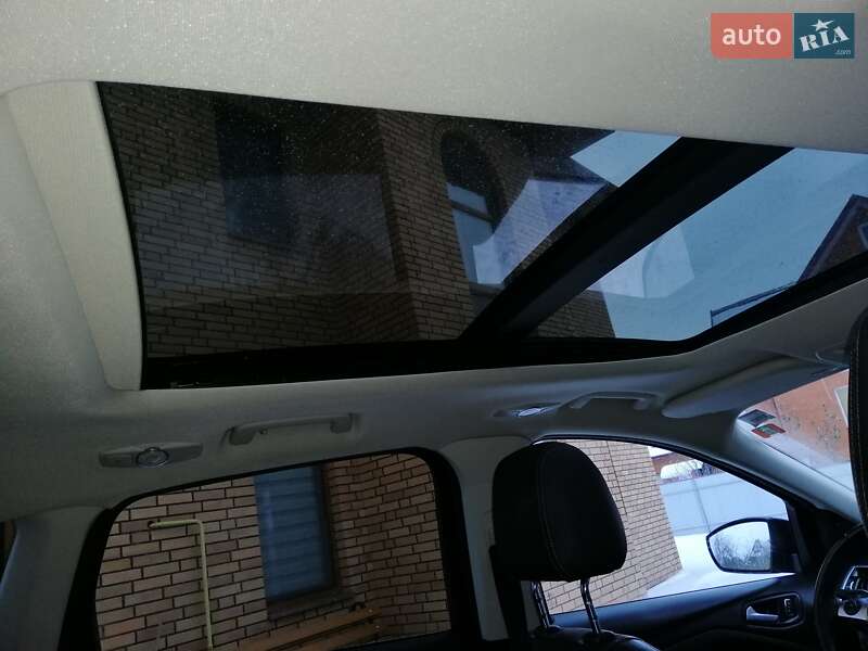 Внедорожник / Кроссовер Ford Kuga 2015 в Луцке
