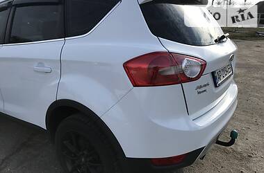 Позашляховик / Кросовер Ford Kuga 2010 в 