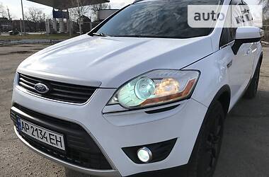 Позашляховик / Кросовер Ford Kuga 2010 в 