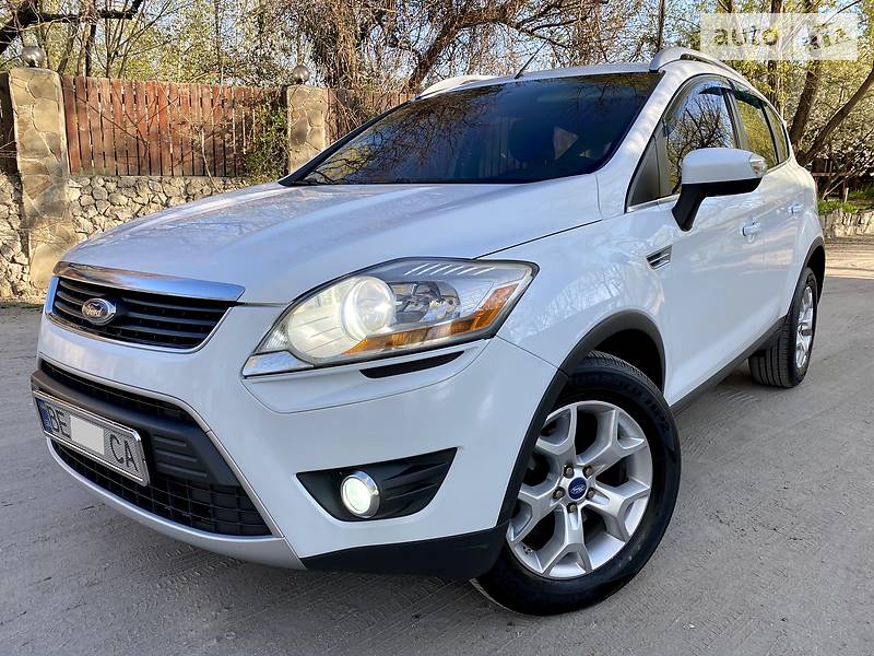 Внедорожник / Кроссовер Ford Kuga 2010 в Николаеве