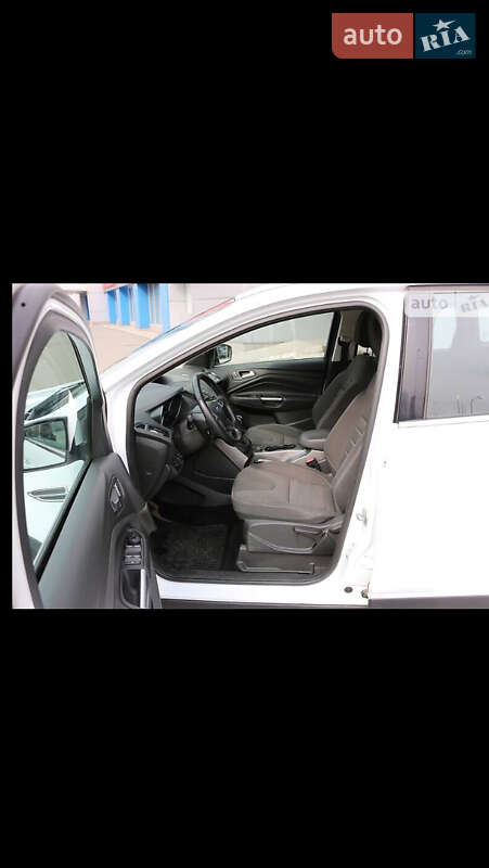 Внедорожник / Кроссовер Ford Kuga 2016 в Конотопе фото 23 Внедорожник / Кроссовер Ford Kuga 2016 в Конотопе