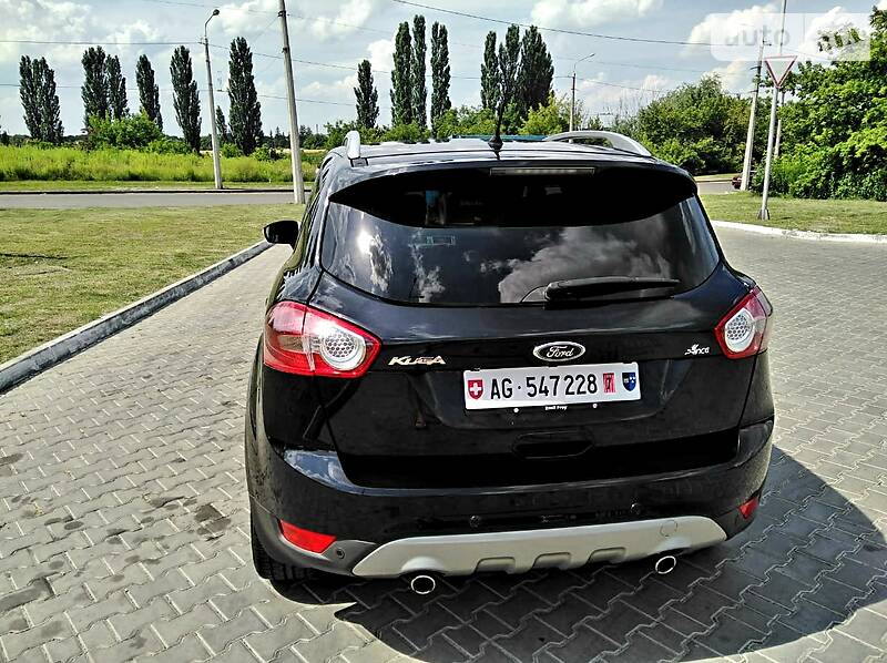 Позашляховик / Кросовер Ford Kuga 2012 в Луцьку