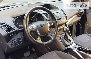 Внедорожник / Кроссовер Ford Kuga 2015 в Кривом Роге