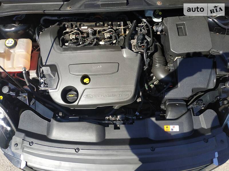 Позашляховик / Кросовер Ford Kuga 2011 в Івано-Франківську