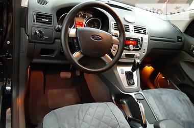 Внедорожник / Кроссовер Ford Kuga 2012 в Могилев-Подольске