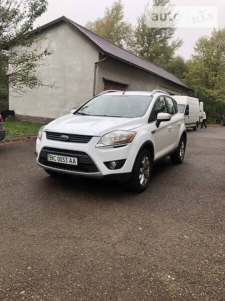 Внедорожник / Кроссовер Ford Kuga 2010 в Львове