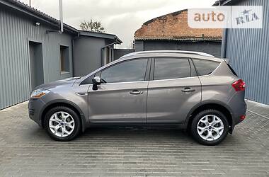 Внедорожник / Кроссовер Ford Kuga 2012 в Харькове