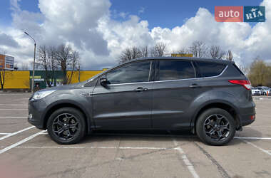 Внедорожник / Кроссовер Ford Kuga 2015 в 