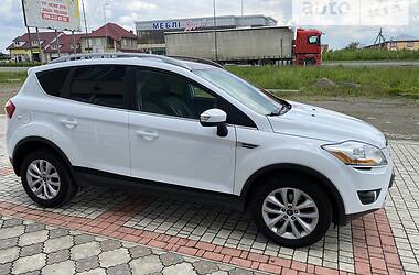 Внедорожник / Кроссовер Ford Kuga 2012 в Ивано-Франковске