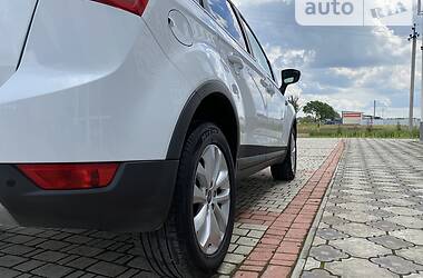 Внедорожник / Кроссовер Ford Kuga 2012 в Ивано-Франковске