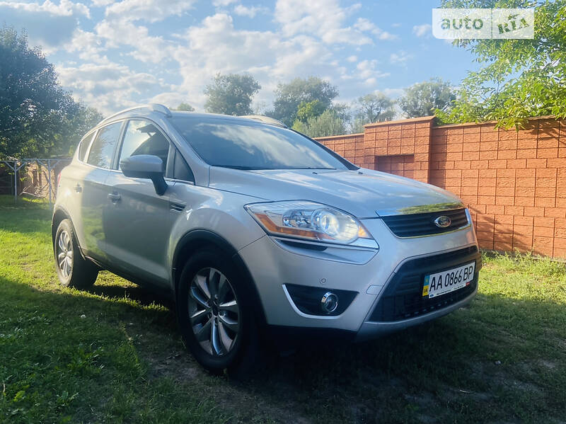 Внедорожник / Кроссовер Ford Kuga 2012 в Харькове