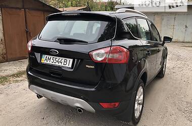 Внедорожник / Кроссовер Ford Kuga 2012 в Киеве